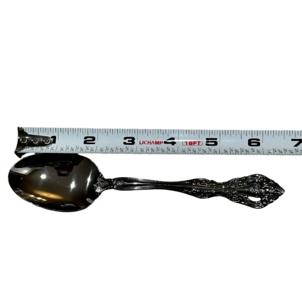 Set of 4 Oneida Stainless MICHELANGELO Heirloom Soup Spoons Glossy Mint!